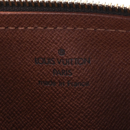 Louis Vuitton Monogram Papillon 26 5 of 8
