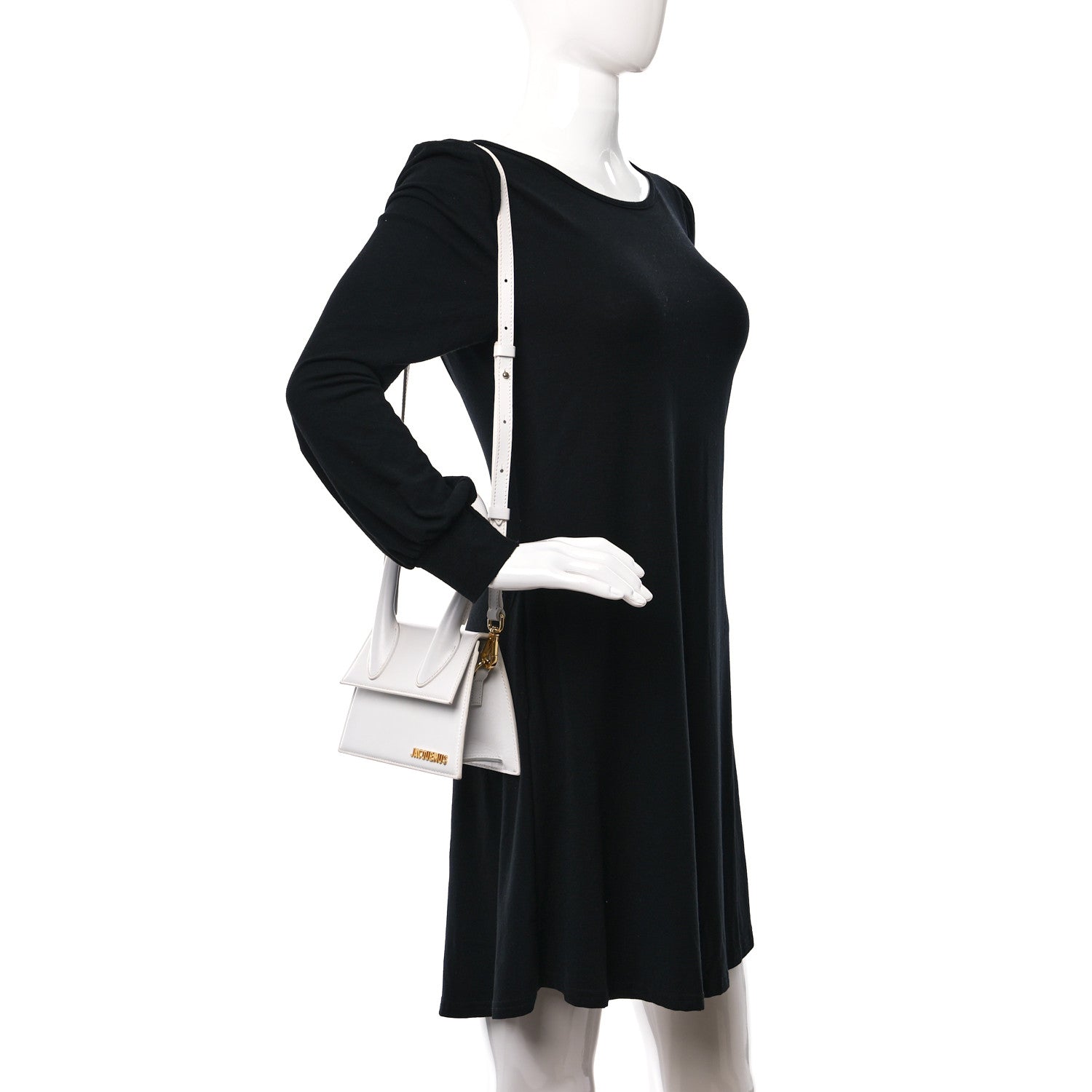 Jacquemus Smooth Calfskin Le Chiquito Moyen White 2 of 12