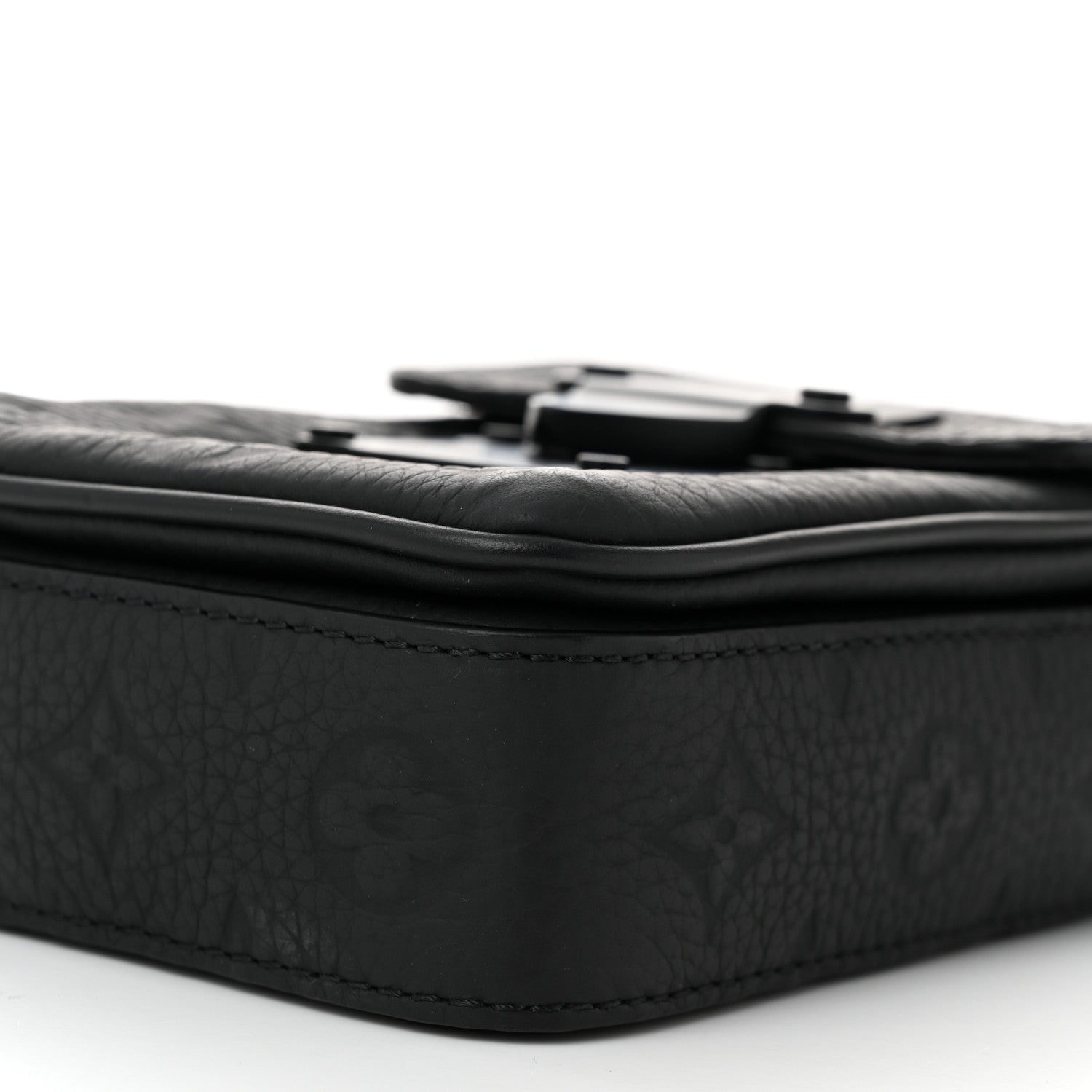 Louis Vuitton Taurillon Monogram S Lock Wearable Wallet Black 9 of 10