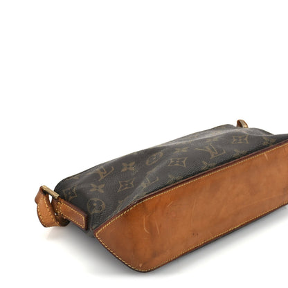Louis Vuitton Monogram Trotteur 7 of 8