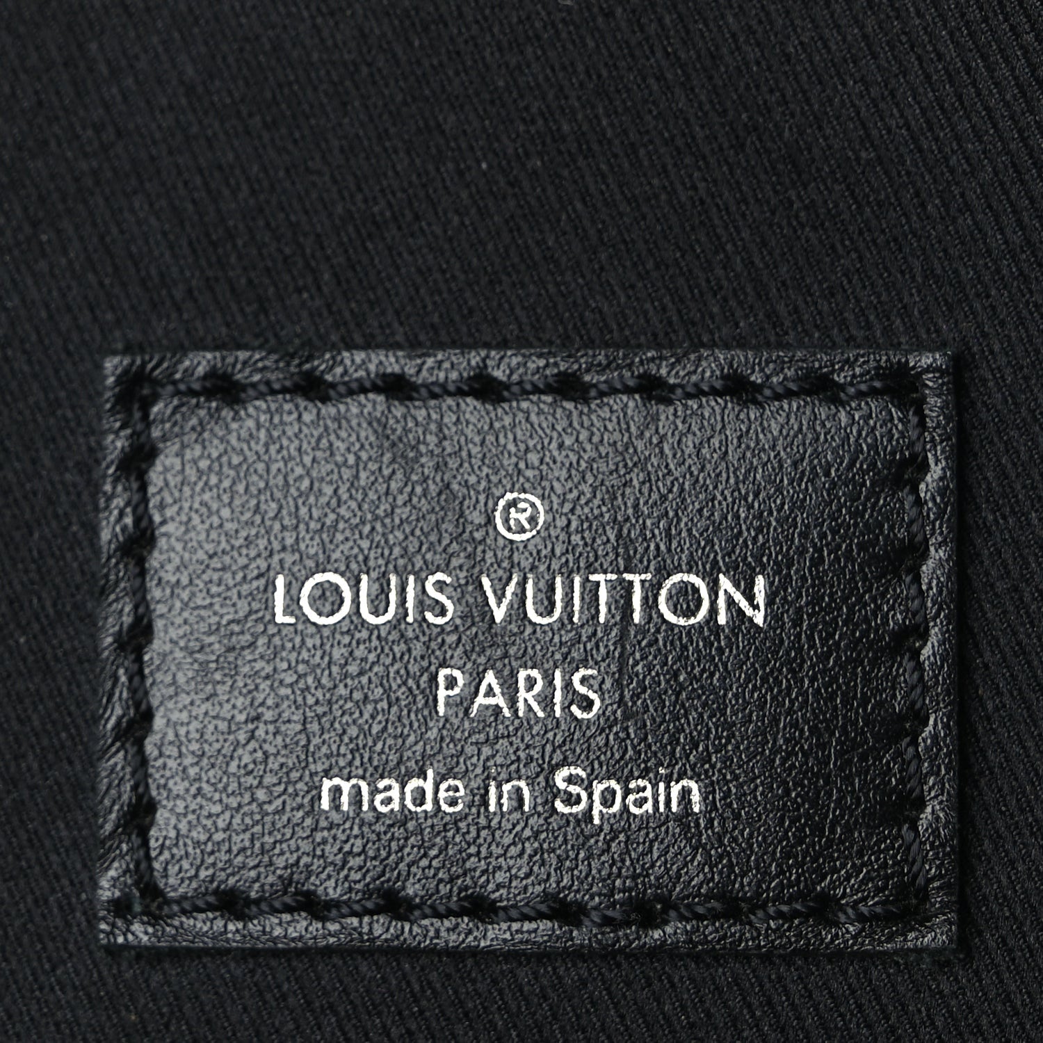 Louis Vuitton Damier Graphite Avenue Sling Backpack 5 of 8