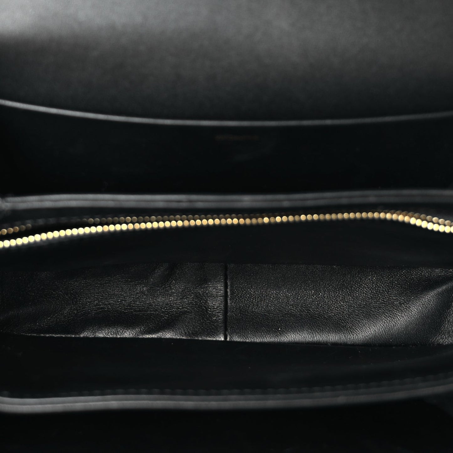 Shiny Calfskin Medium Triomphe Black