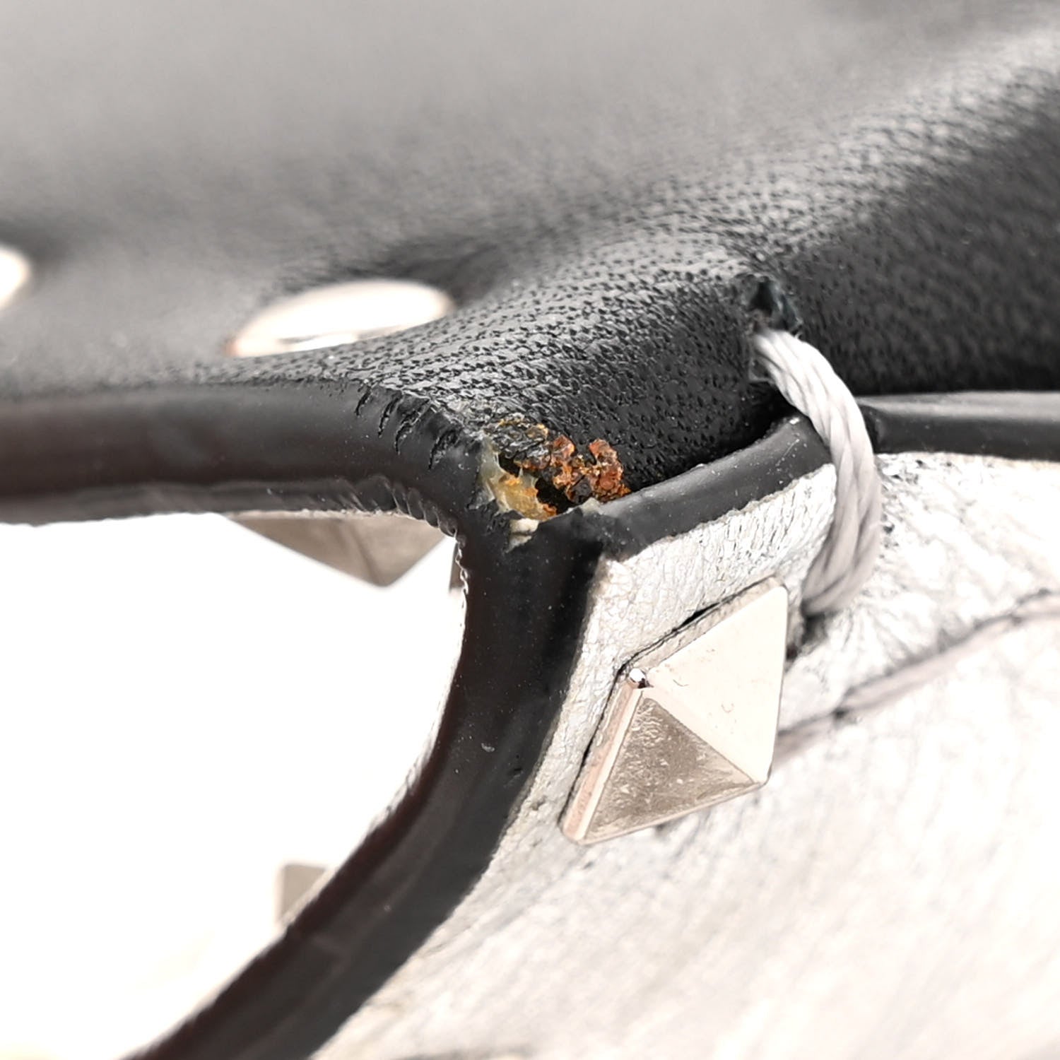 Valentino Garavani Metallic Nappa Rockstud Spike Wallet on Chain Silver 11 of 12