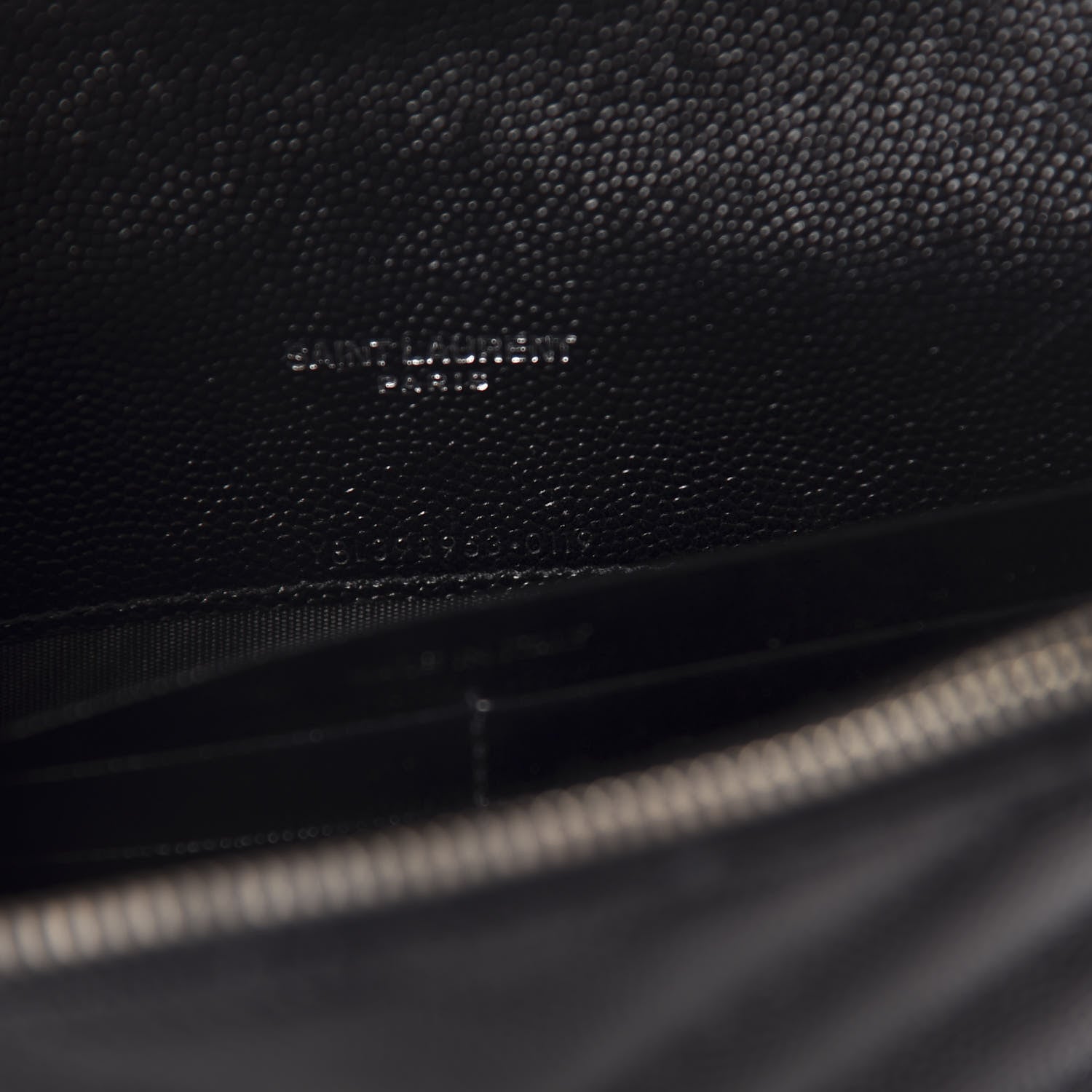 Saint Laurent Grain De Poudre Matelasse Chevron Monogram Envelope Chain Wallet Black 9 of 10