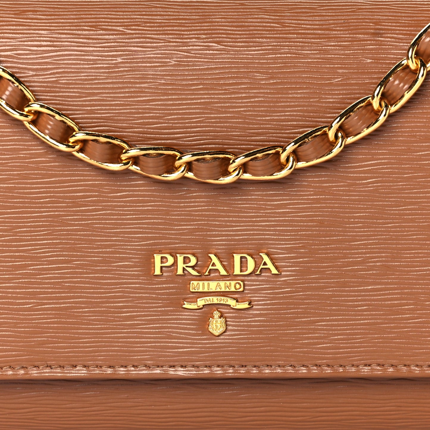 Vitello Move Chain Wallet Caramel