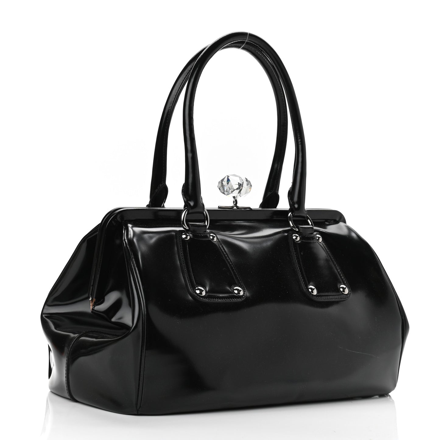 Vernice Kisslock Satchel Black