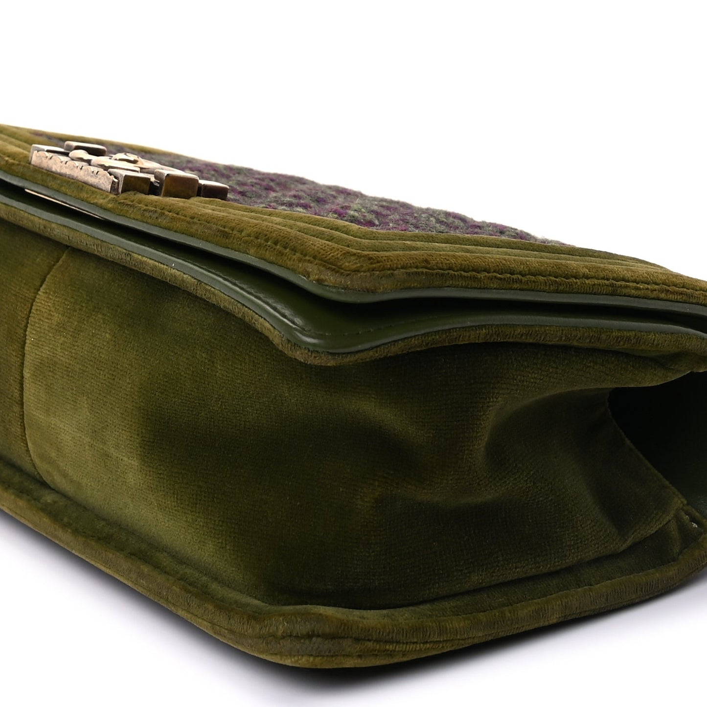 Velvet Tweed Medium Boy Flap Green