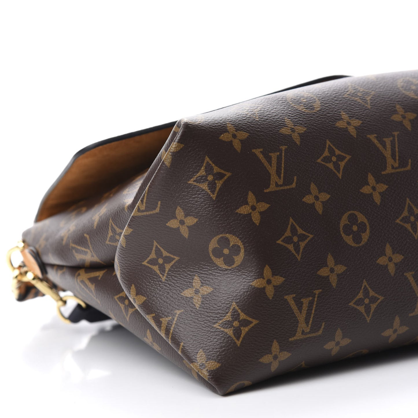 Monogram Beaubourg MM