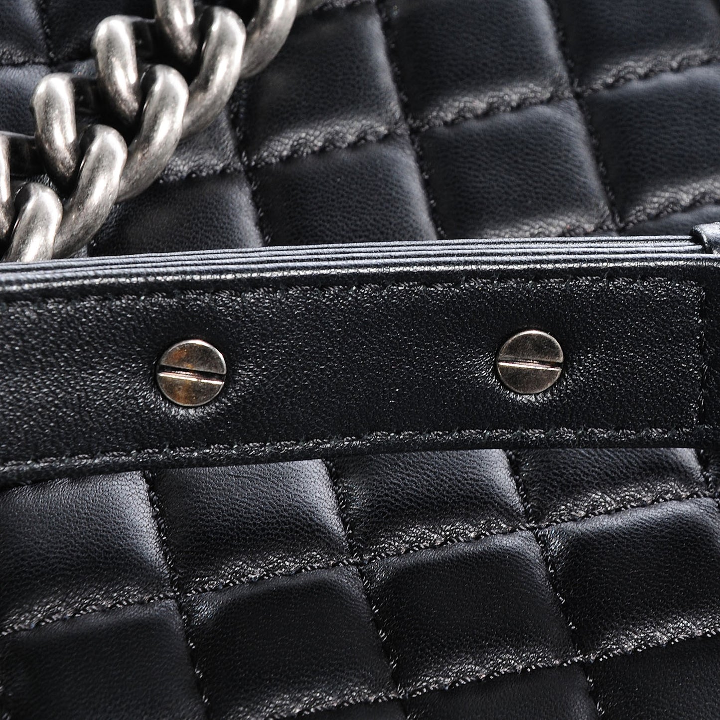 Lambskin Quilted Large Boy Flap Black White