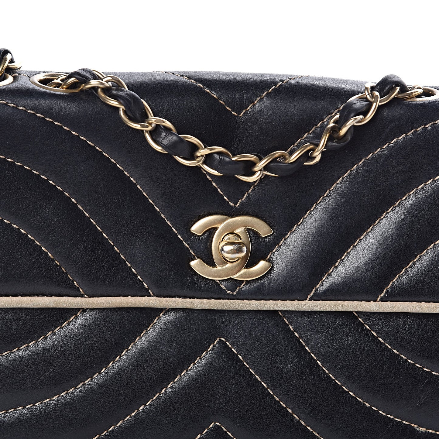 Lambskin Chevron Small Single Flap Bag Black Beige