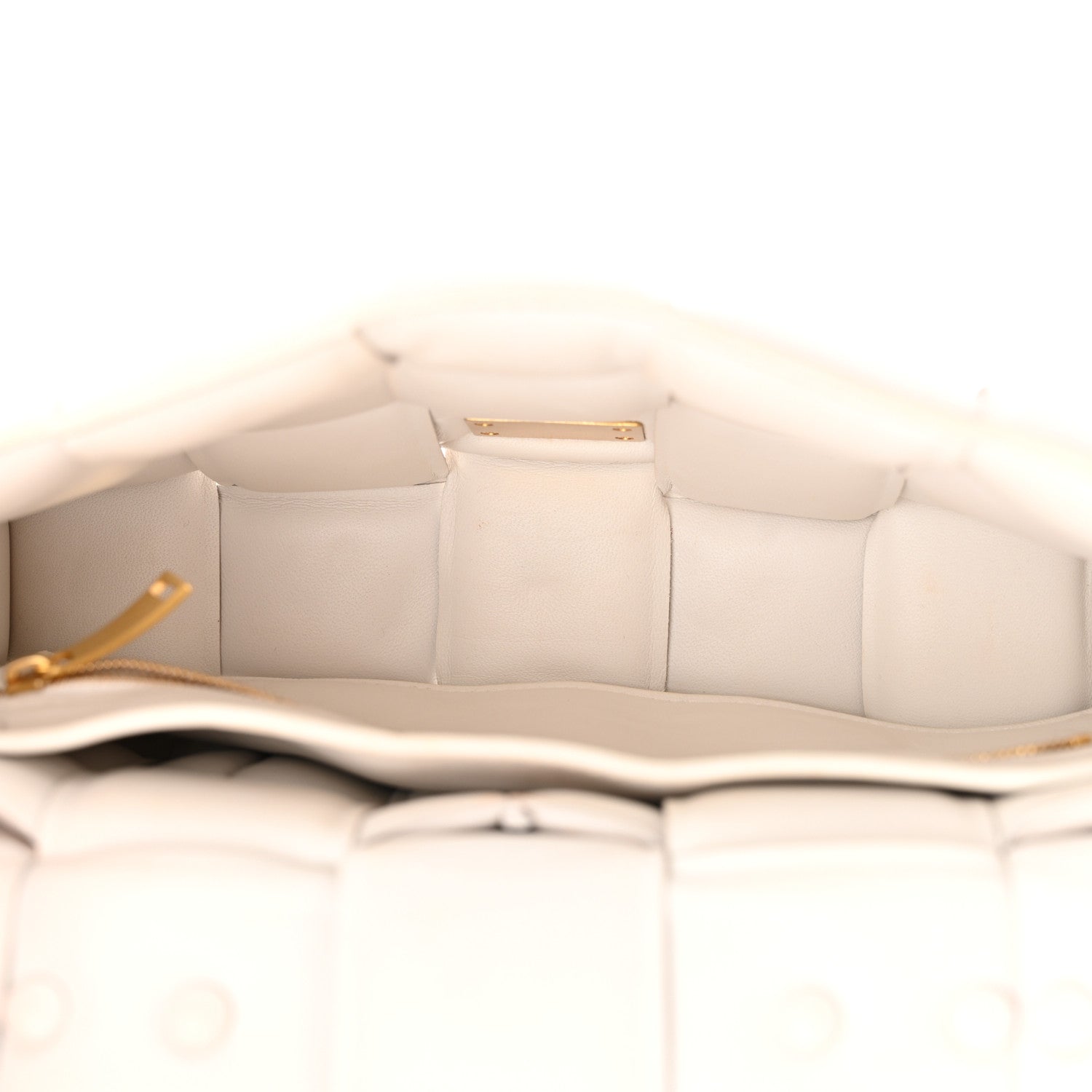 Bottega Veneta Lambskin Maxi Intreccio Padded Chain Cassette Crossbody Bag White 5 of 14