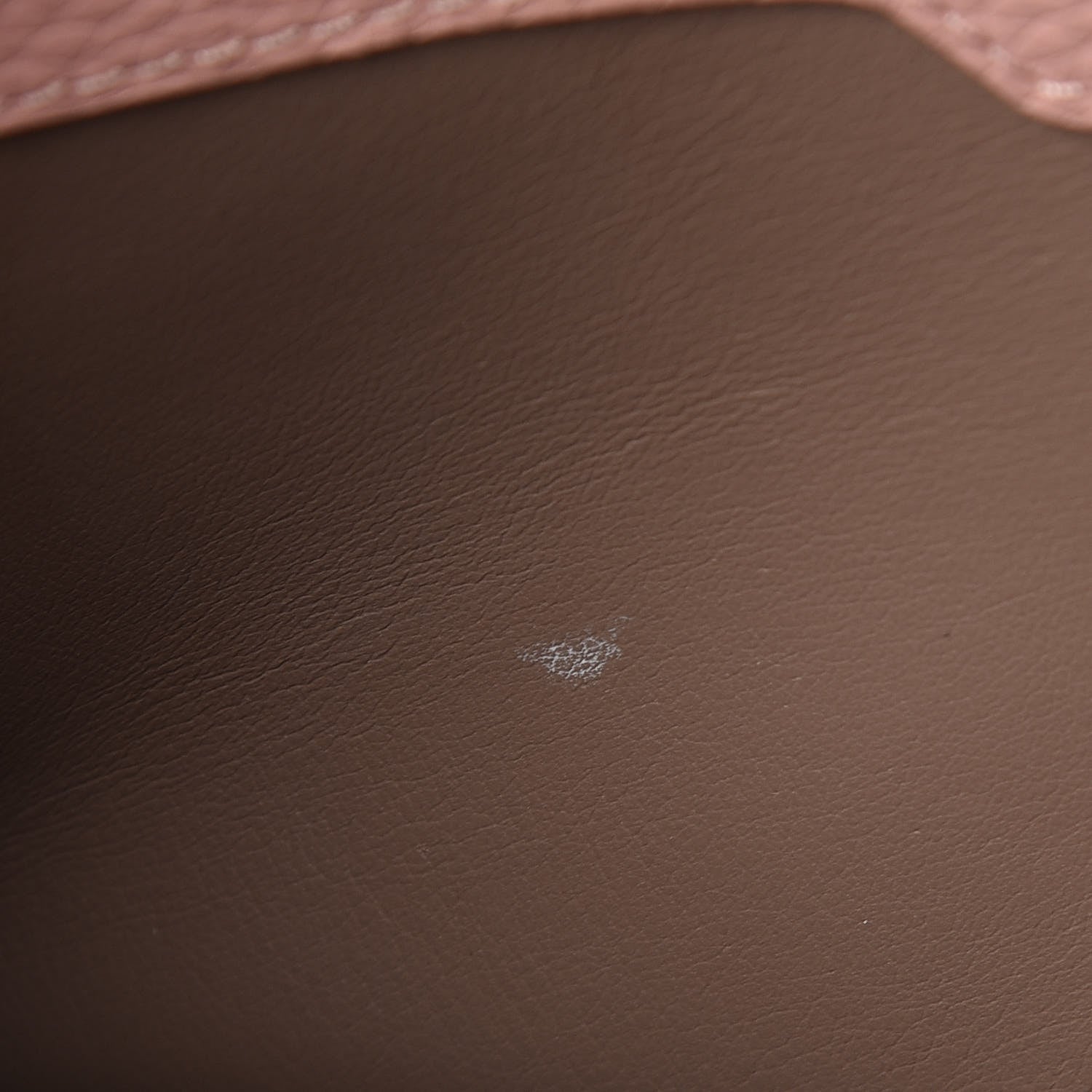 Louis Vuitton Taurillon Capucines PM Magnolia 9 of 9