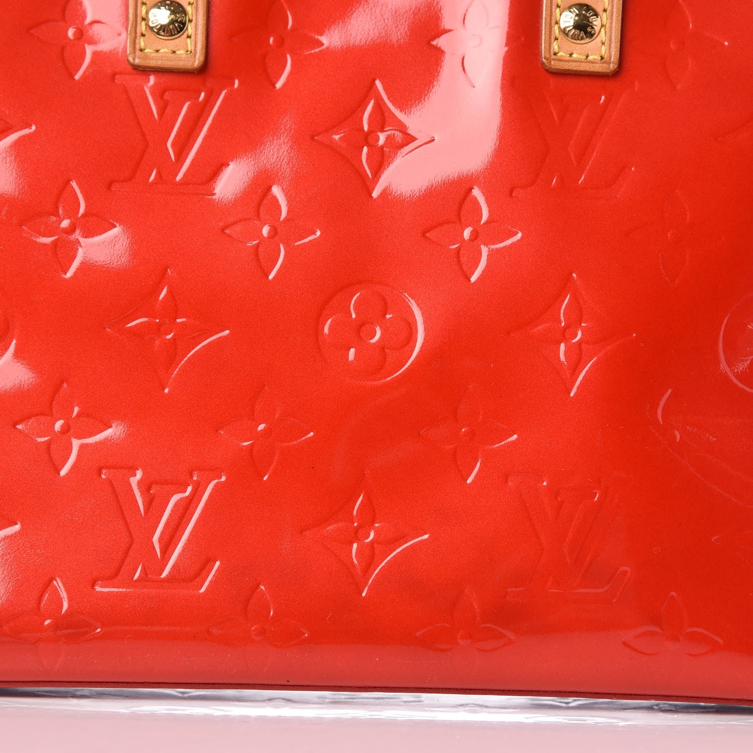 Louis Vuitton Vernis Reade PM Rouge 12 of 14