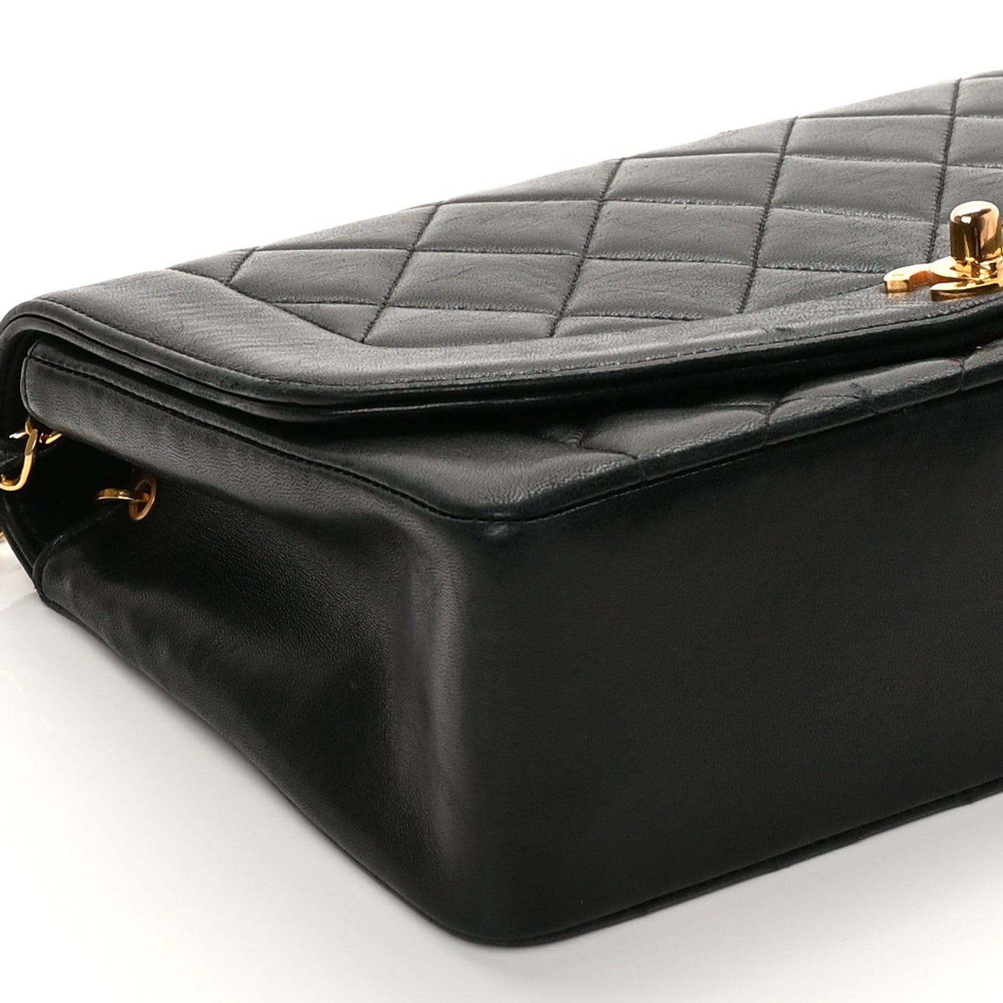 Lambskin Quilted Medium Single Flap Black