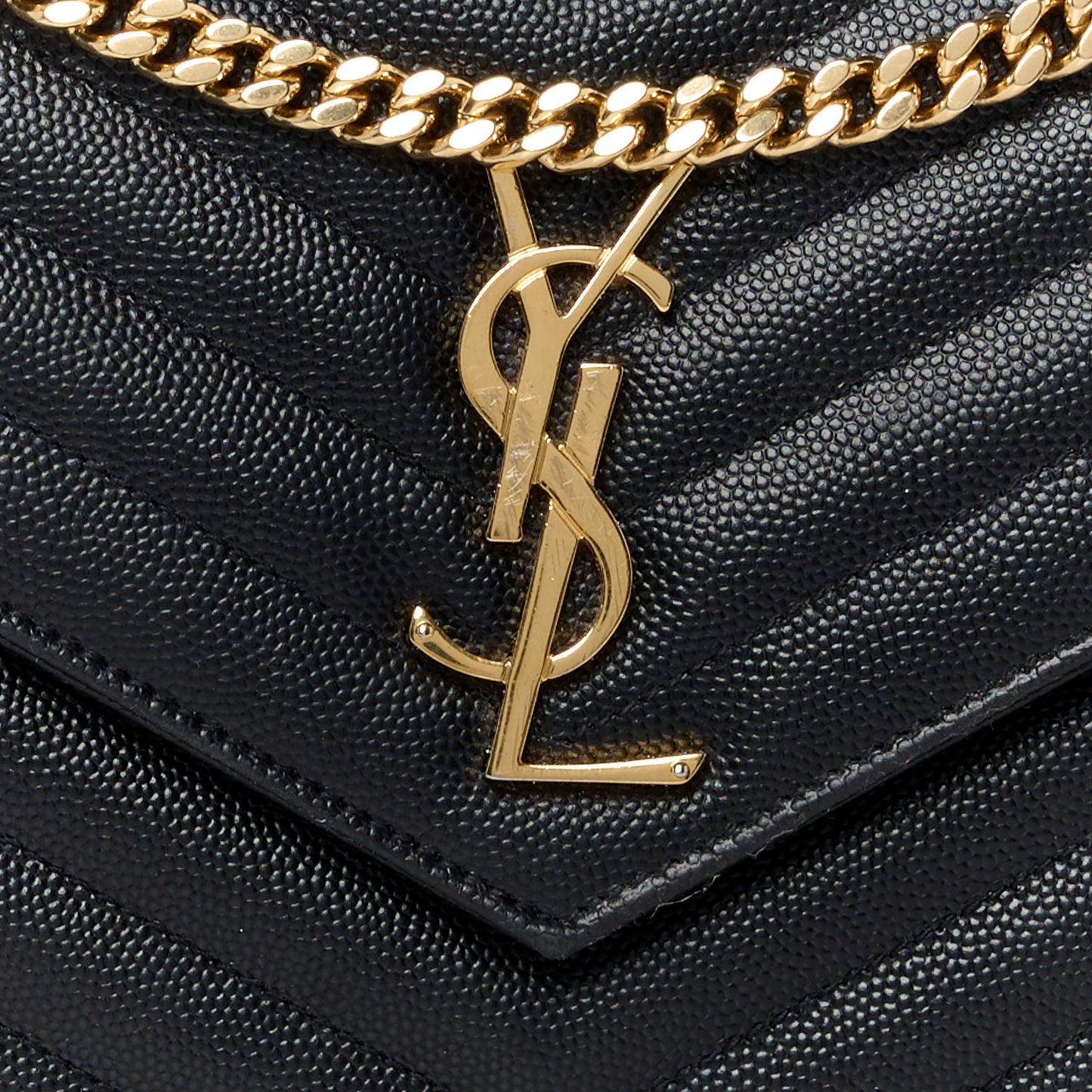 Grain De Poudre Matelasse Chevron Monogram Chain Wallet Black