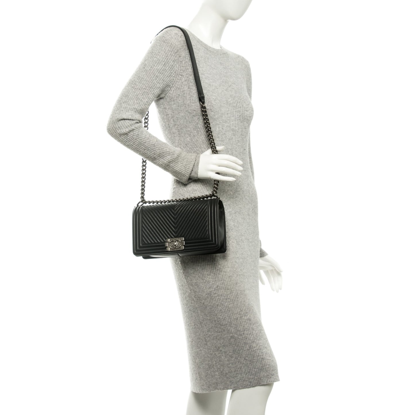 Calfskin Chevron Medium Boy Flap Black