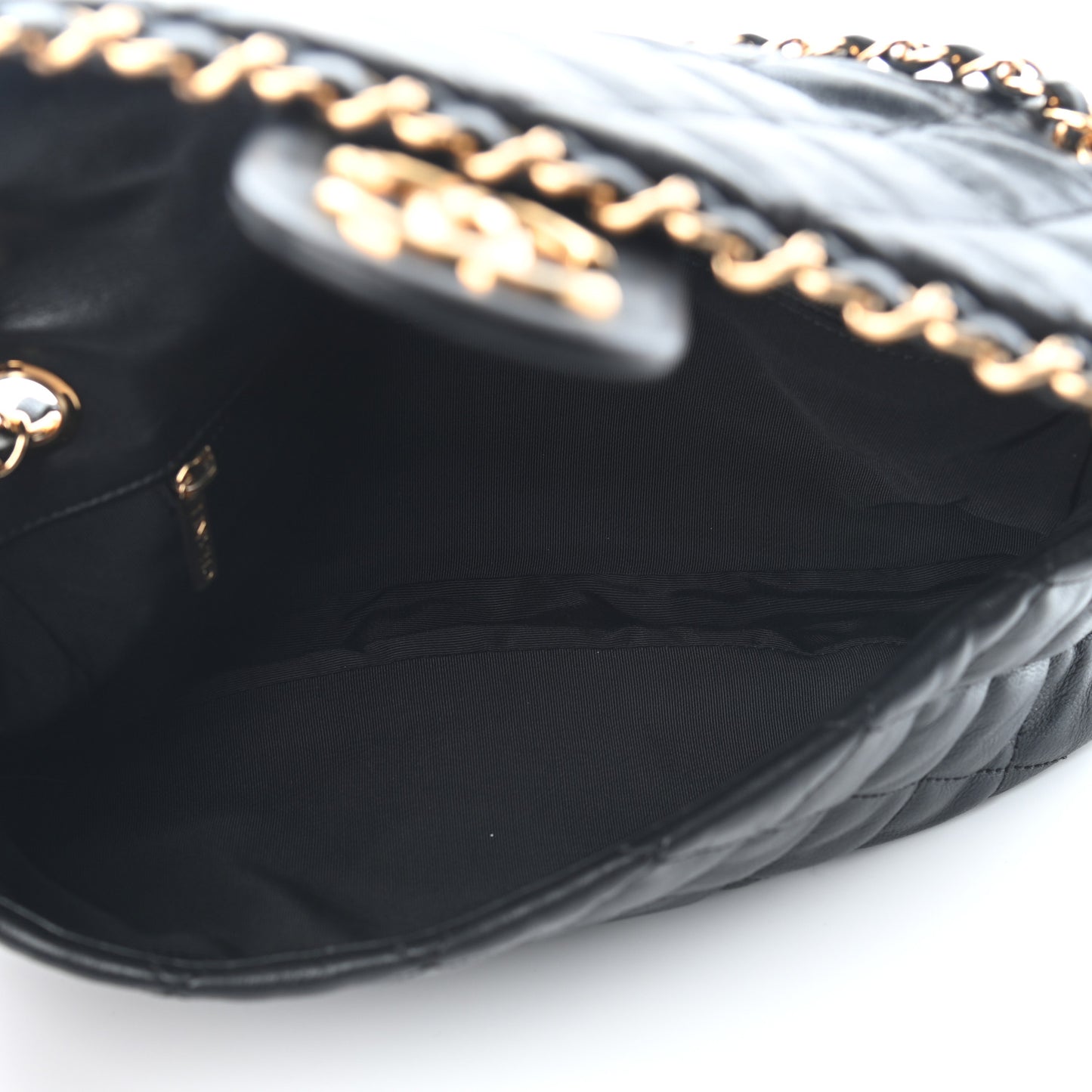 Calfskin Quilted Medium Chain Me Flap Black