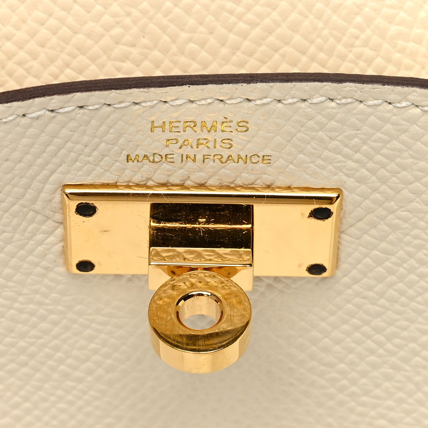 Epsom Kelly Pocket Compact Wallet Nata