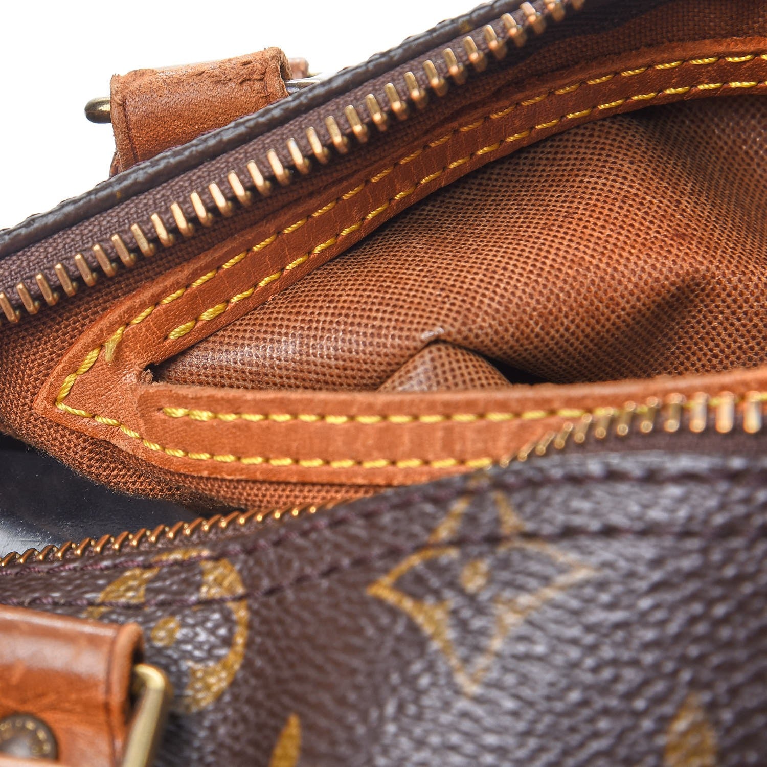 Louis Vuitton Monogram Speedy 25 9 of 25