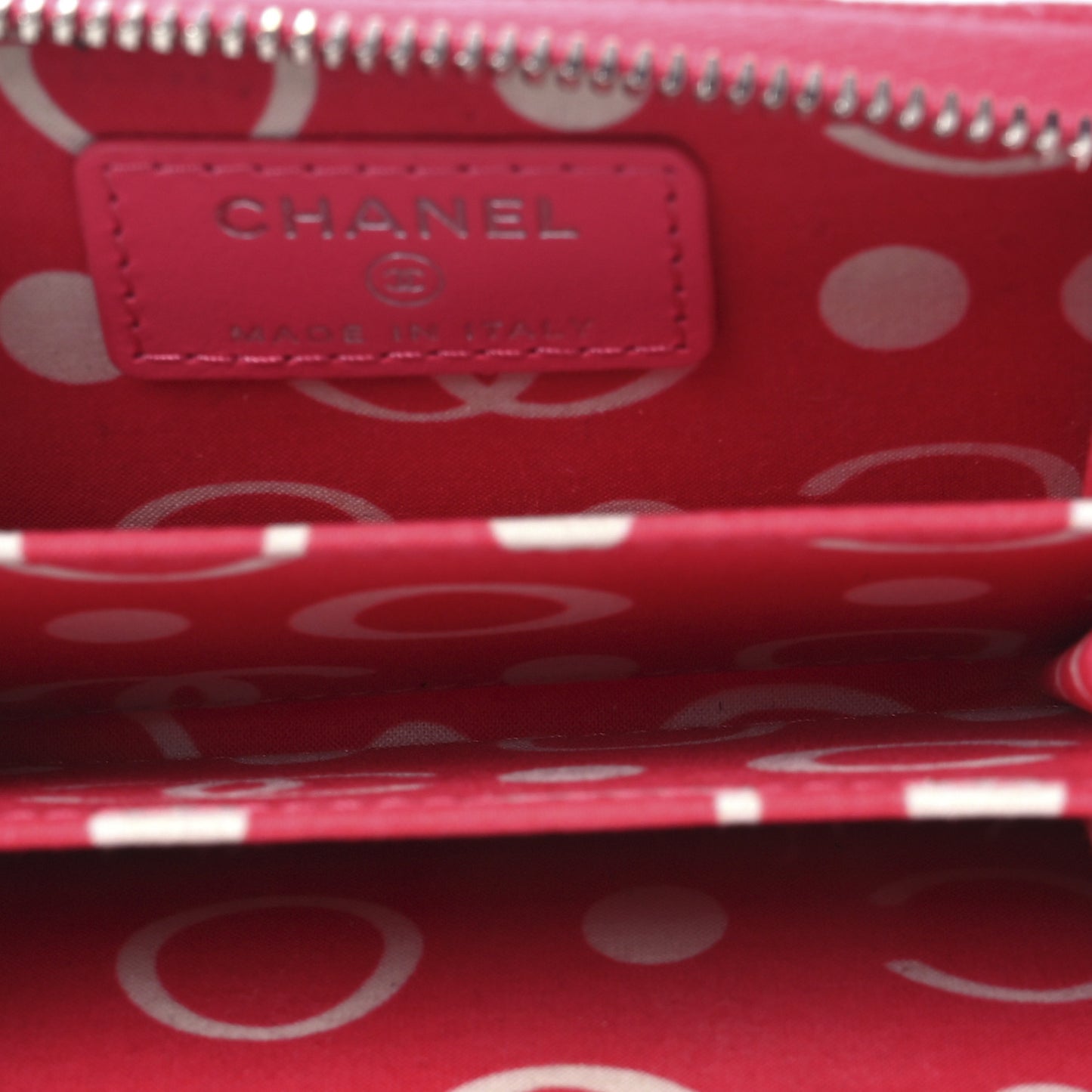 Caviar Quilted Coco Chanel CC Zip Coin Purse Fuchsia