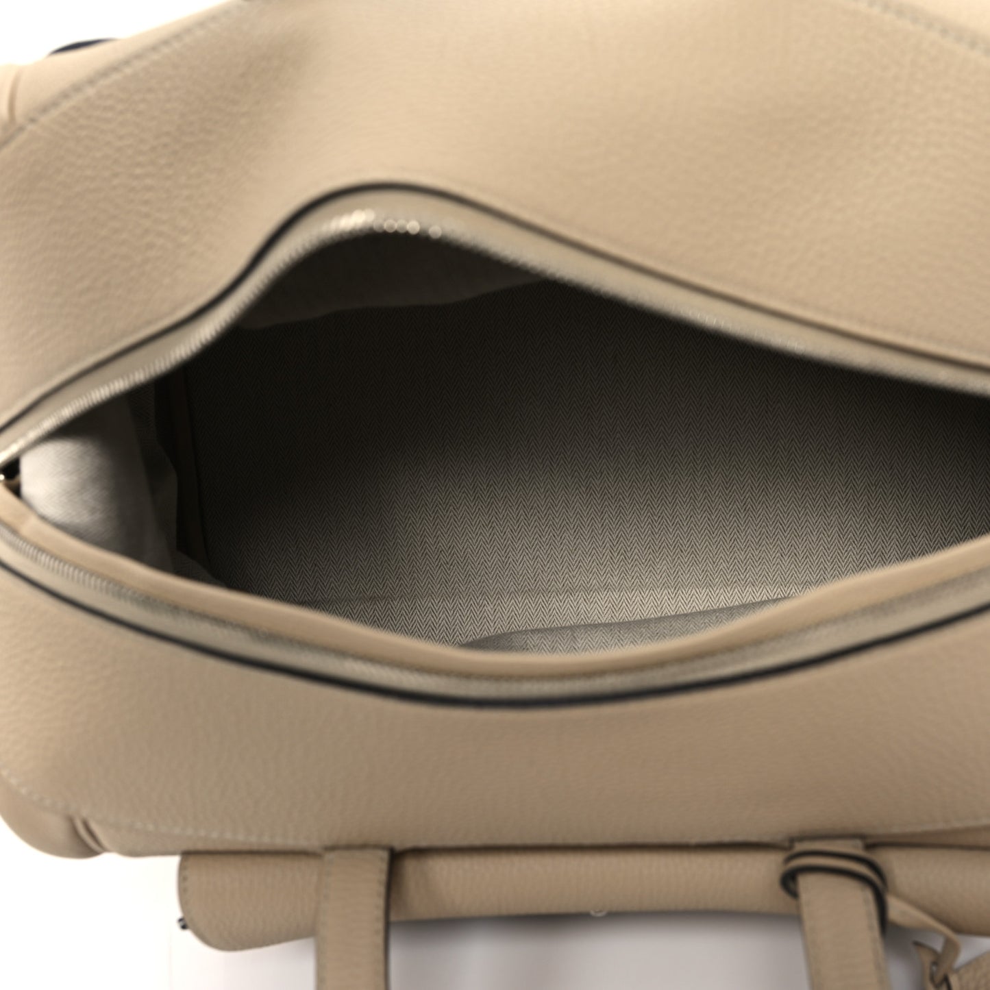 Togo Wallago Cabine 35 Trench