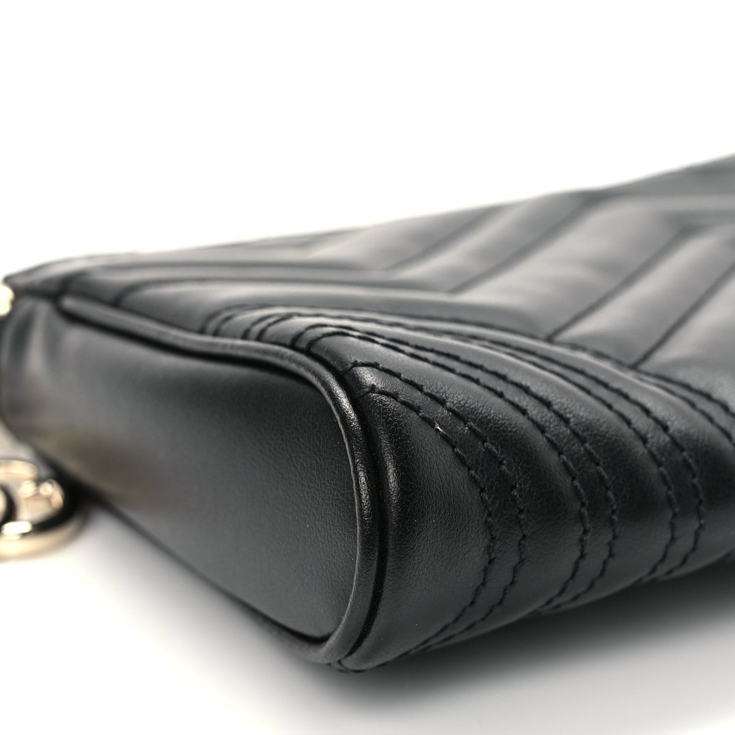 Calfskin Matelasse Chevron Small GG Marmont Shoulder Bag Black