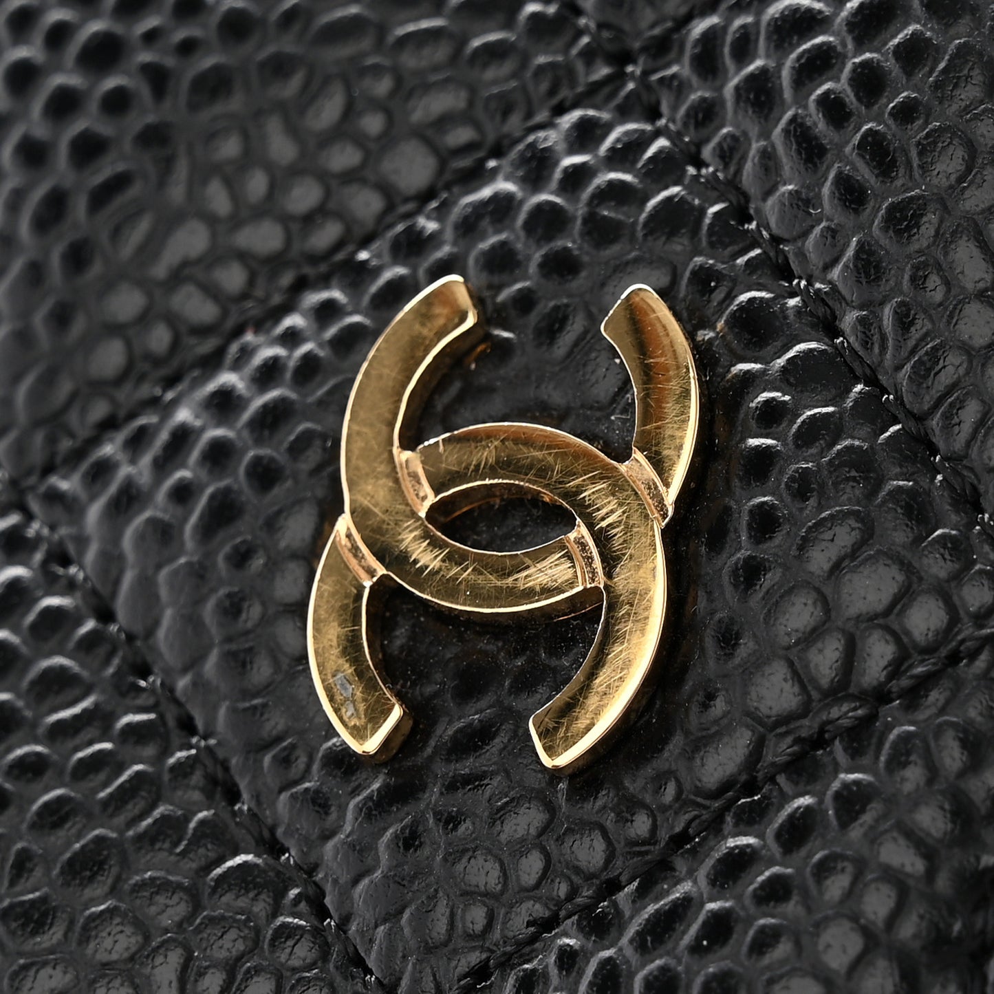 Caviar Quilted Yen Wallet Black