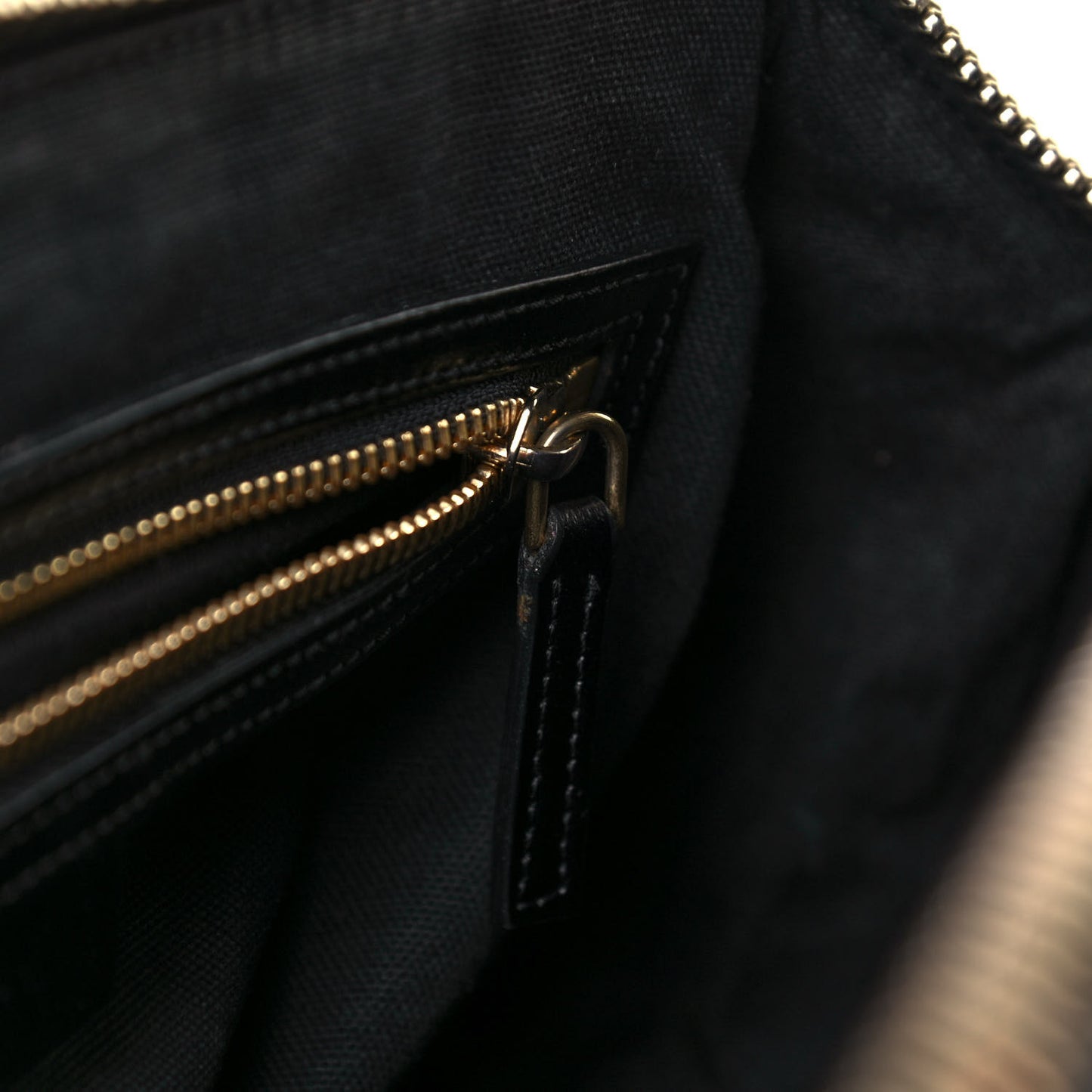 Shiny Lord Calfskin Medium Antigona Black