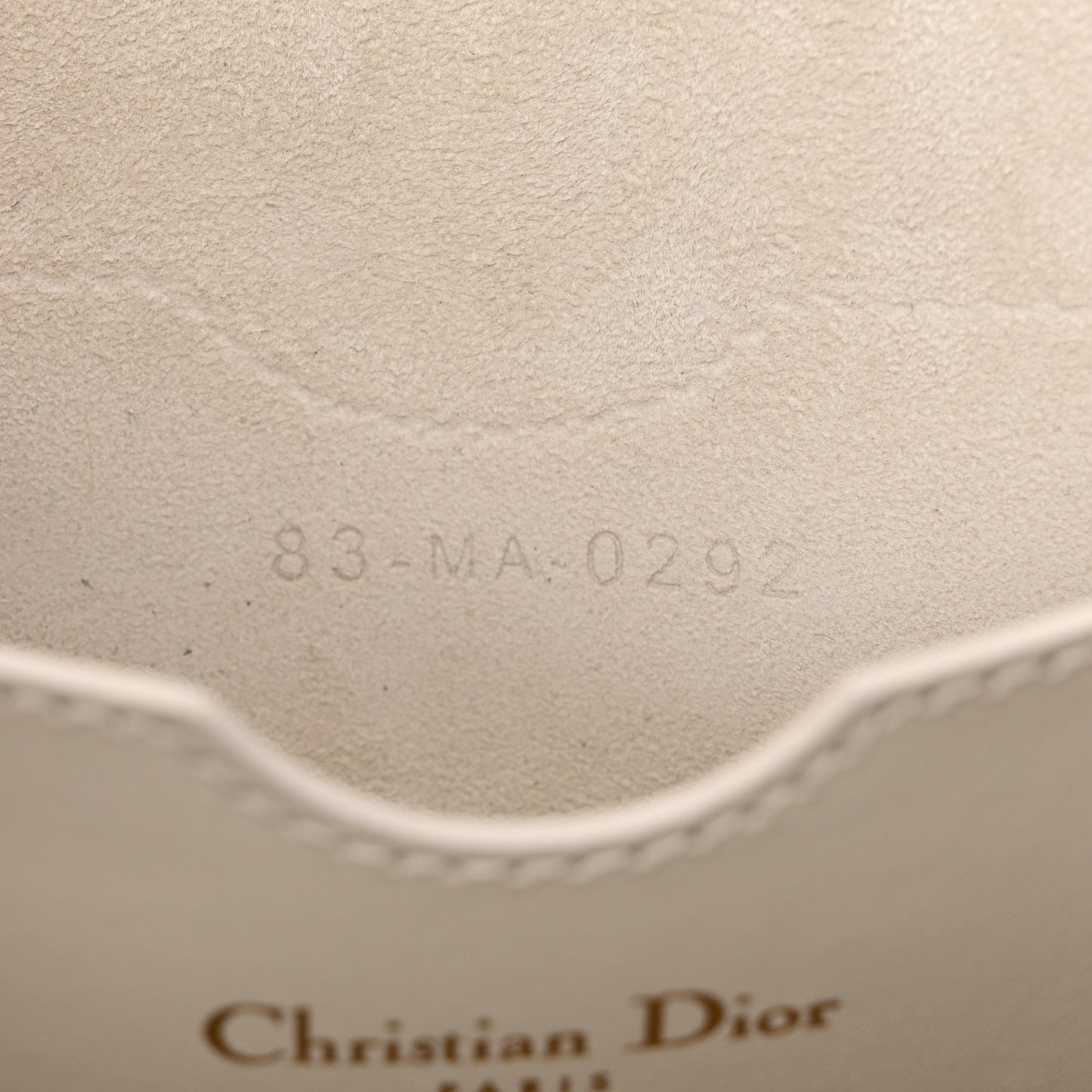 Box Calfskin Large Bobby Flap White