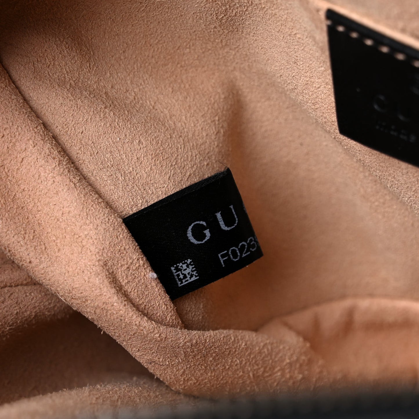 Calfskin Matelasse Mini GG Marmont Chain Shoulder Bag Black