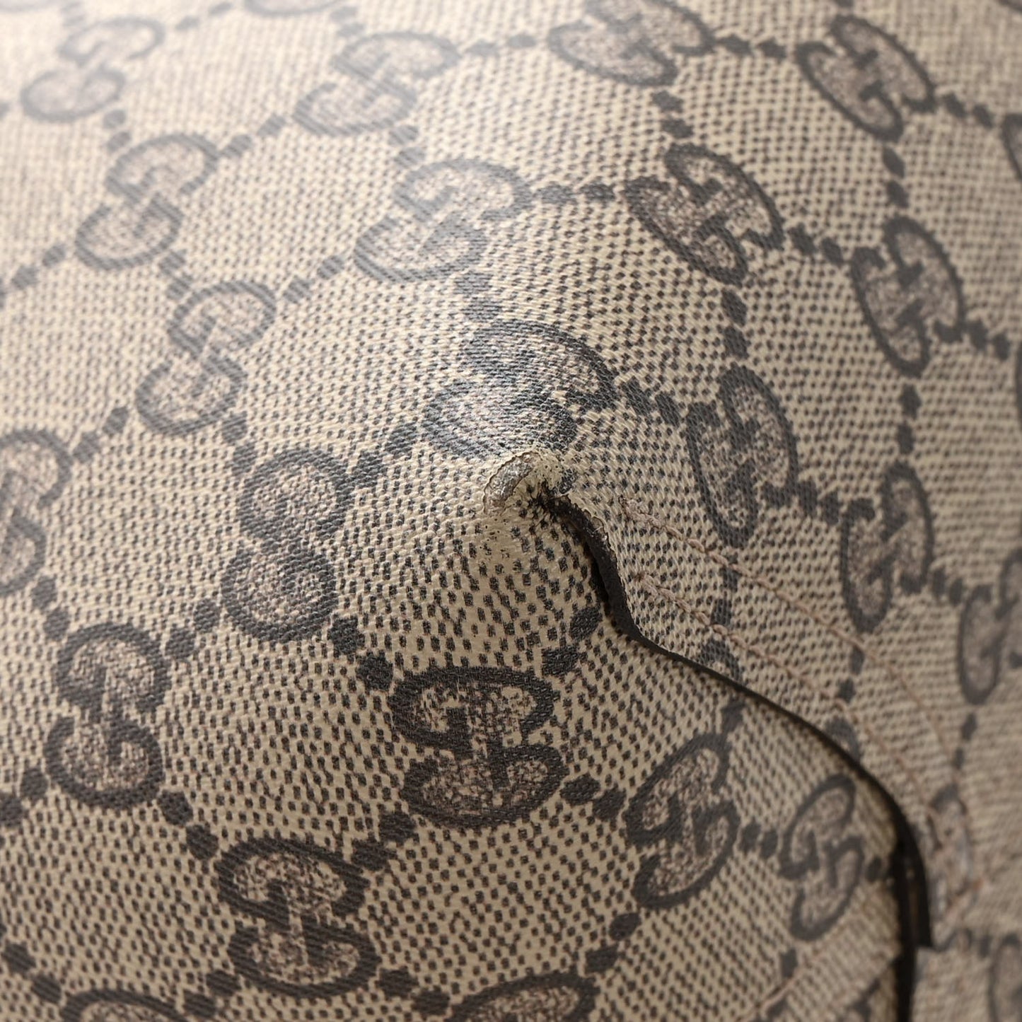GG Supreme Monogram Medium Reversible Tote Beige Dark Cipria