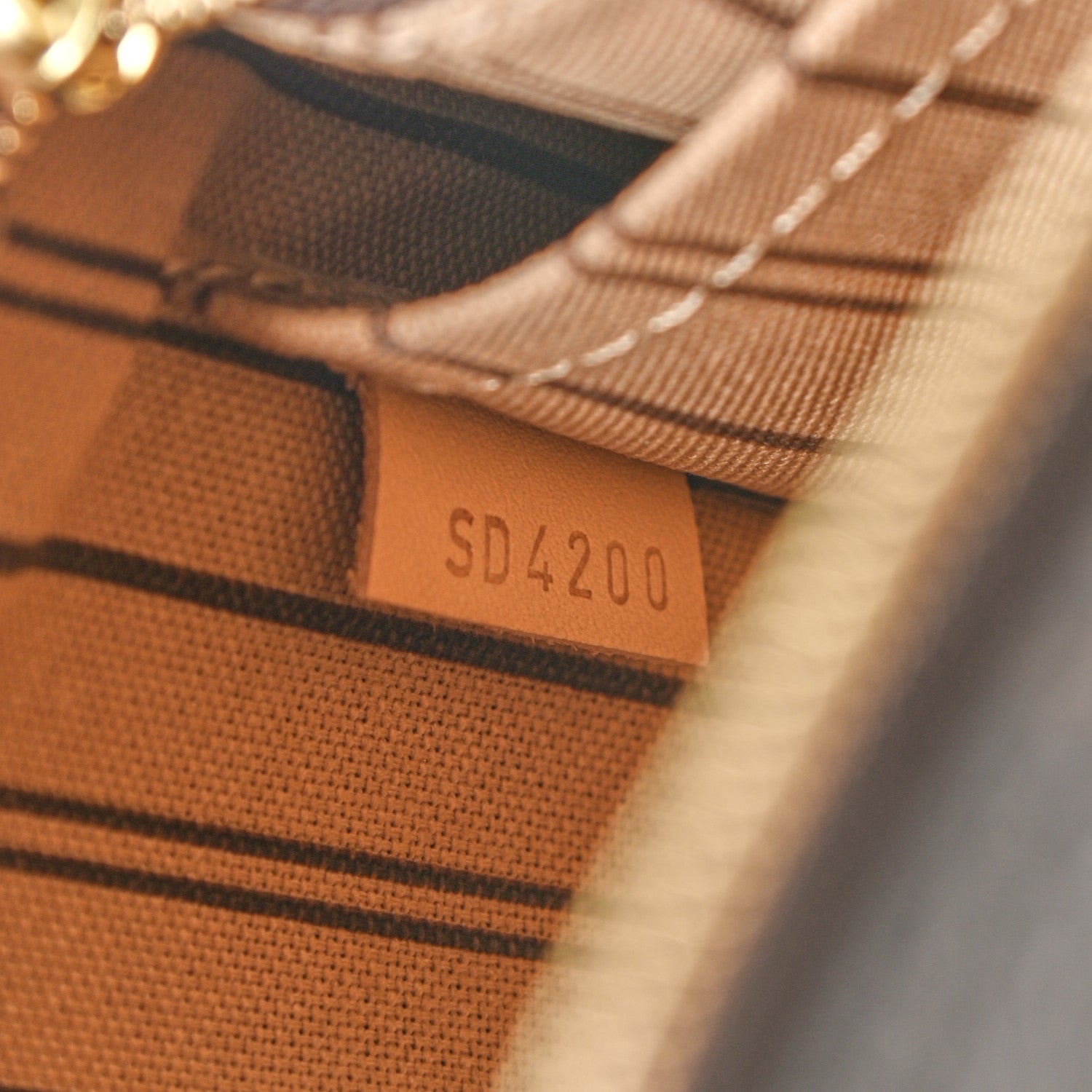 Louis Vuitton Monogram Neverfull MM GM Pochette 7 of 11