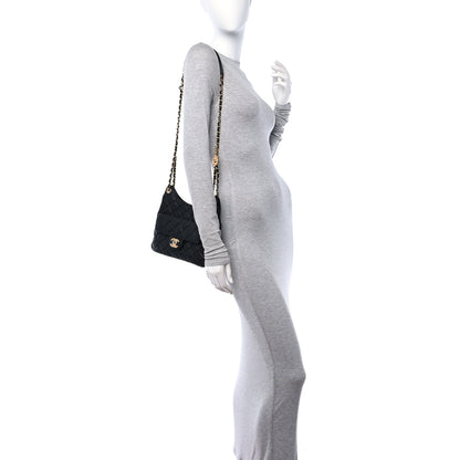 Chanel Caviar Quilted Wavy CC Hobo Black 2 of 10