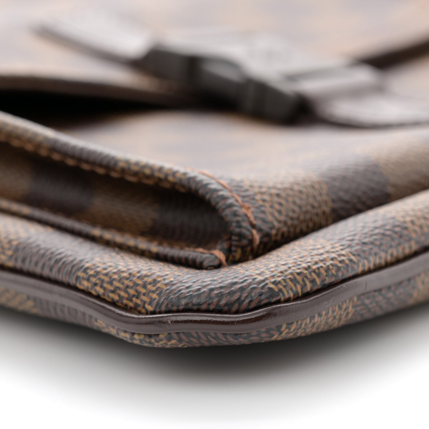 Louis Vuitton Damier Ebene Pochette Melville 9 of 12