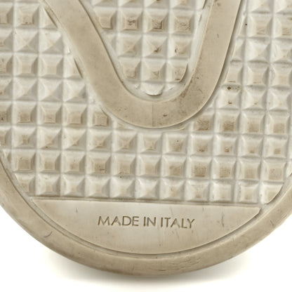 Louis Vuitton Calfskin Monogram Embossed Front Row Sneakers 40 White 8 of 10