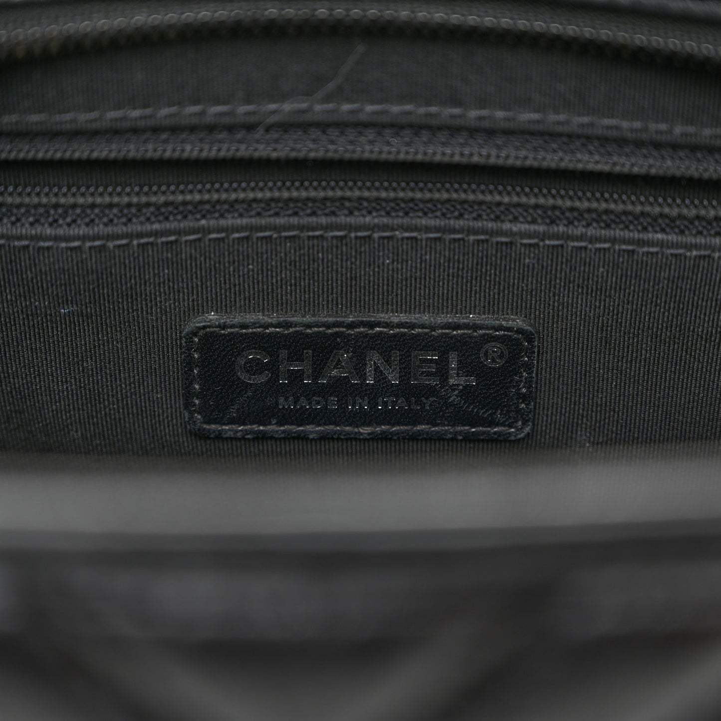 Aged Calfskin Chevron Quilted Medium Gabrielle Hobo So Black
