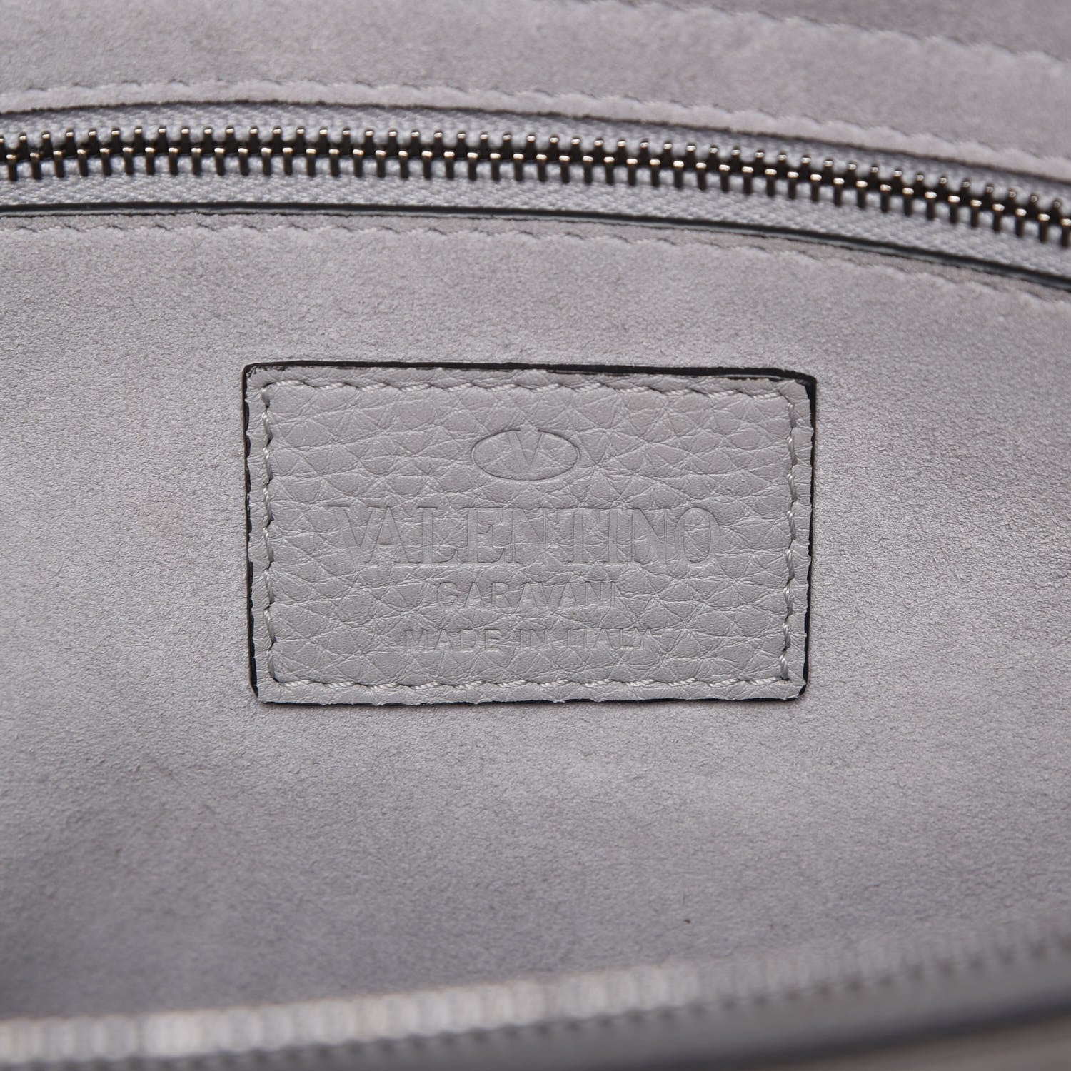 Valentino Garavani Grained Calfskin Medium Rockstud Double Handle Horizontal Tote Pastel Grey 8 of 9