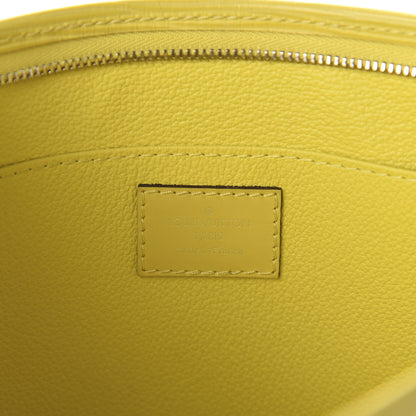 Louis Vuitton Epi Toiletry Pouch 26 Pistache 8 of 10