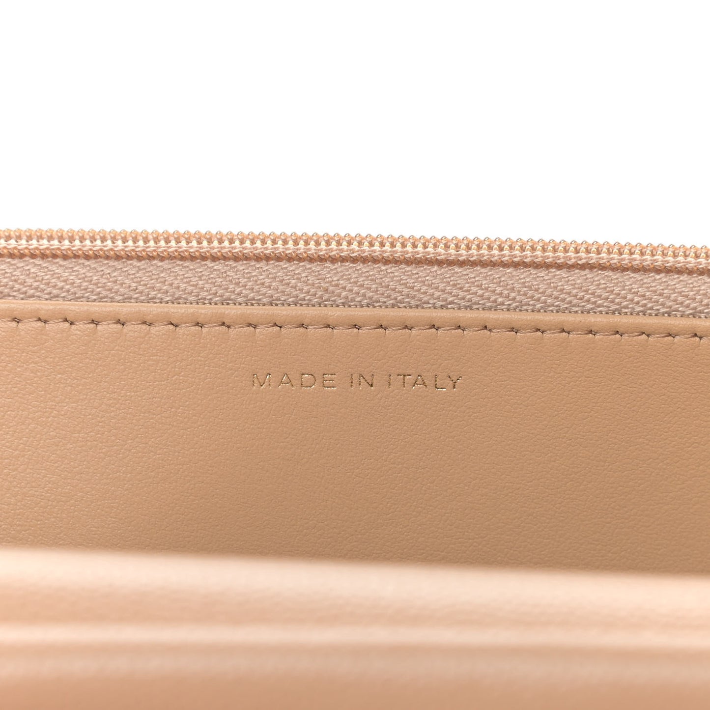 Caviar Quilted Wallet On Chain WOC Beige