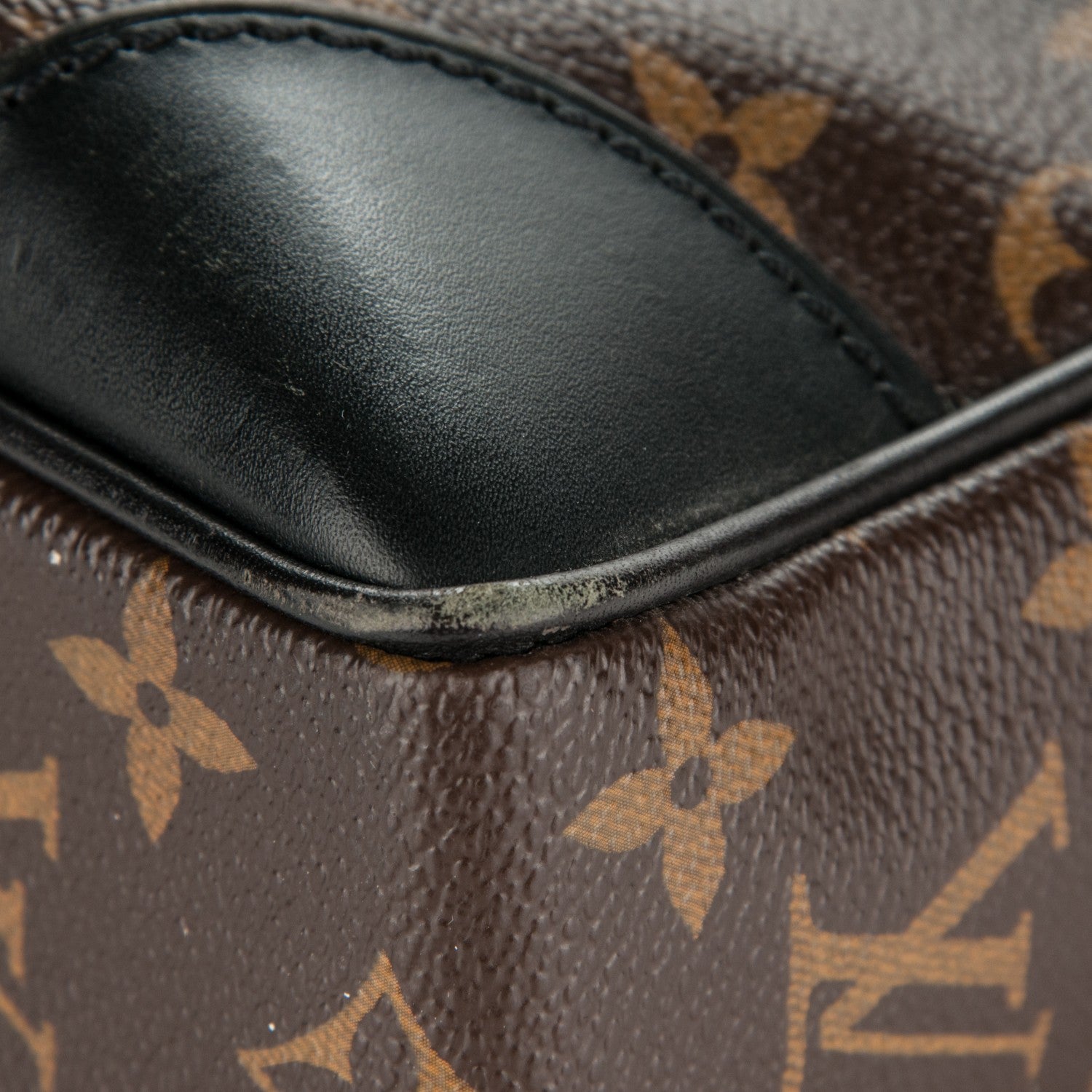 Louis Vuitton Monogram Macassar Porte-Documents Voyage 9 of 11