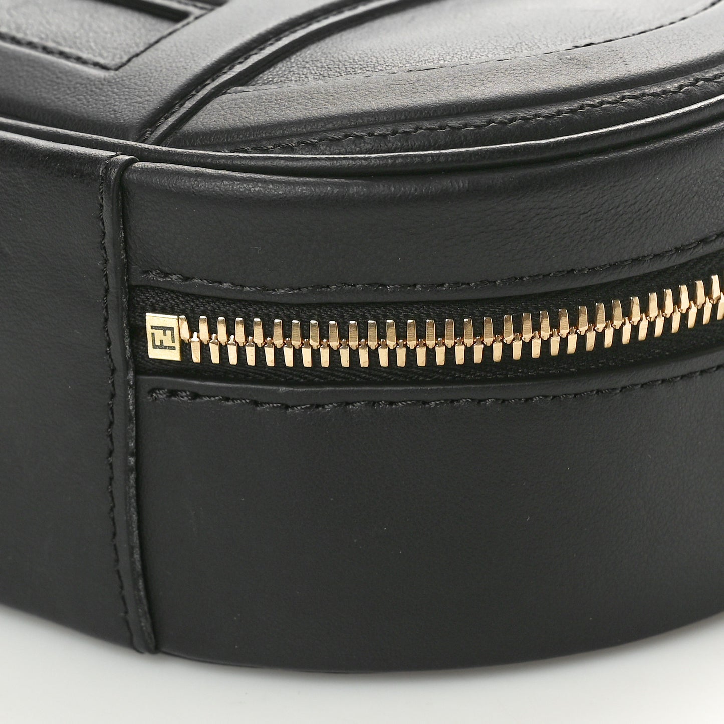 Vitello Grace Matte Mini O'Lock Camera Case Black