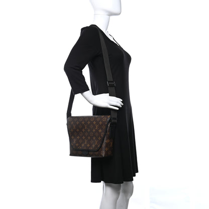 Louis Vuitton Monogram Macassar Magnetic Messenger 3 of 9