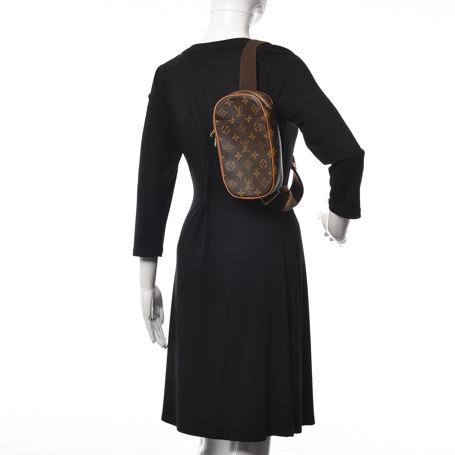 Louis Vuitton Monogram Pochette Gange 2 of 8