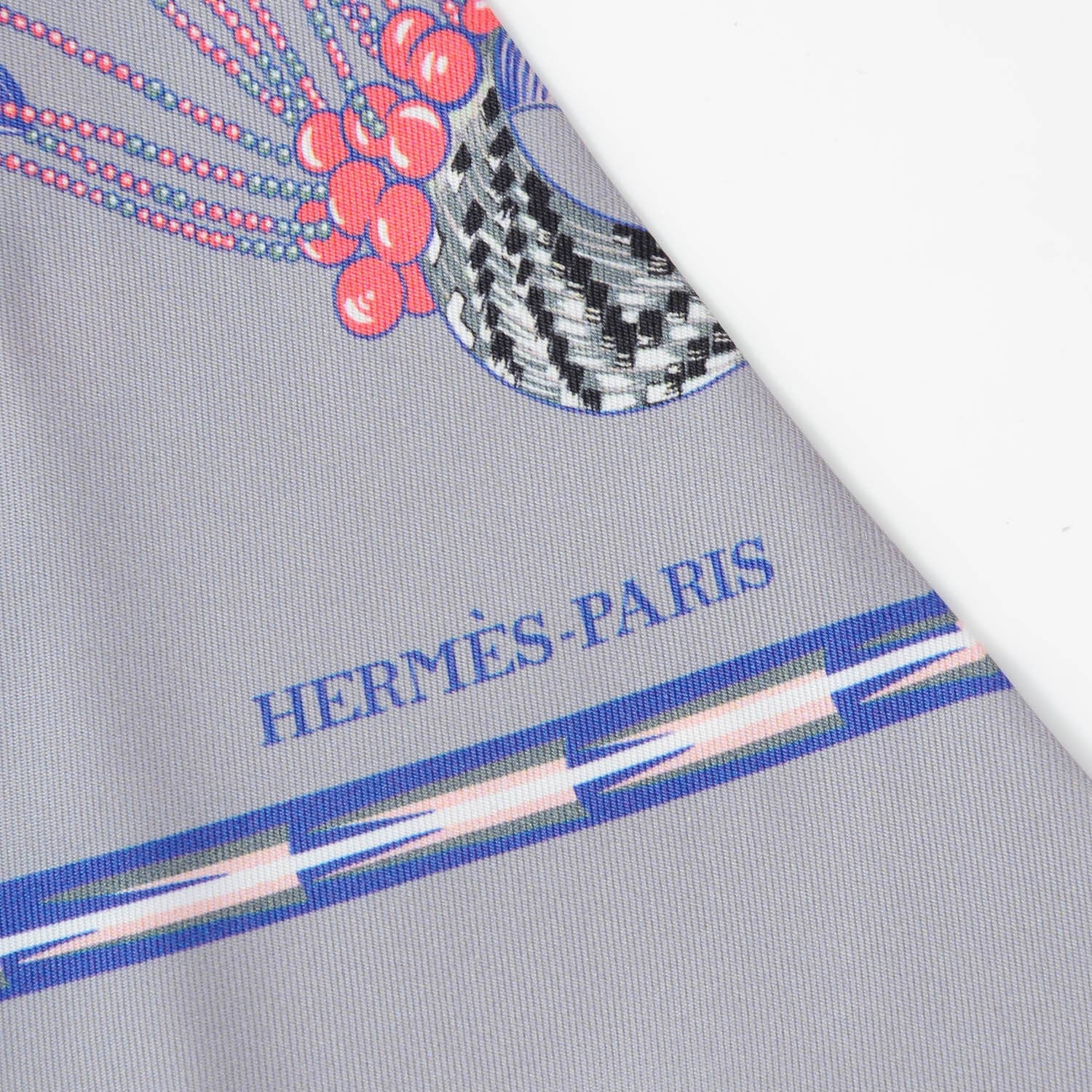 Hermes Silk Brazil Maxi Twilly Gris Perle Saumon Mauve 3 of 7