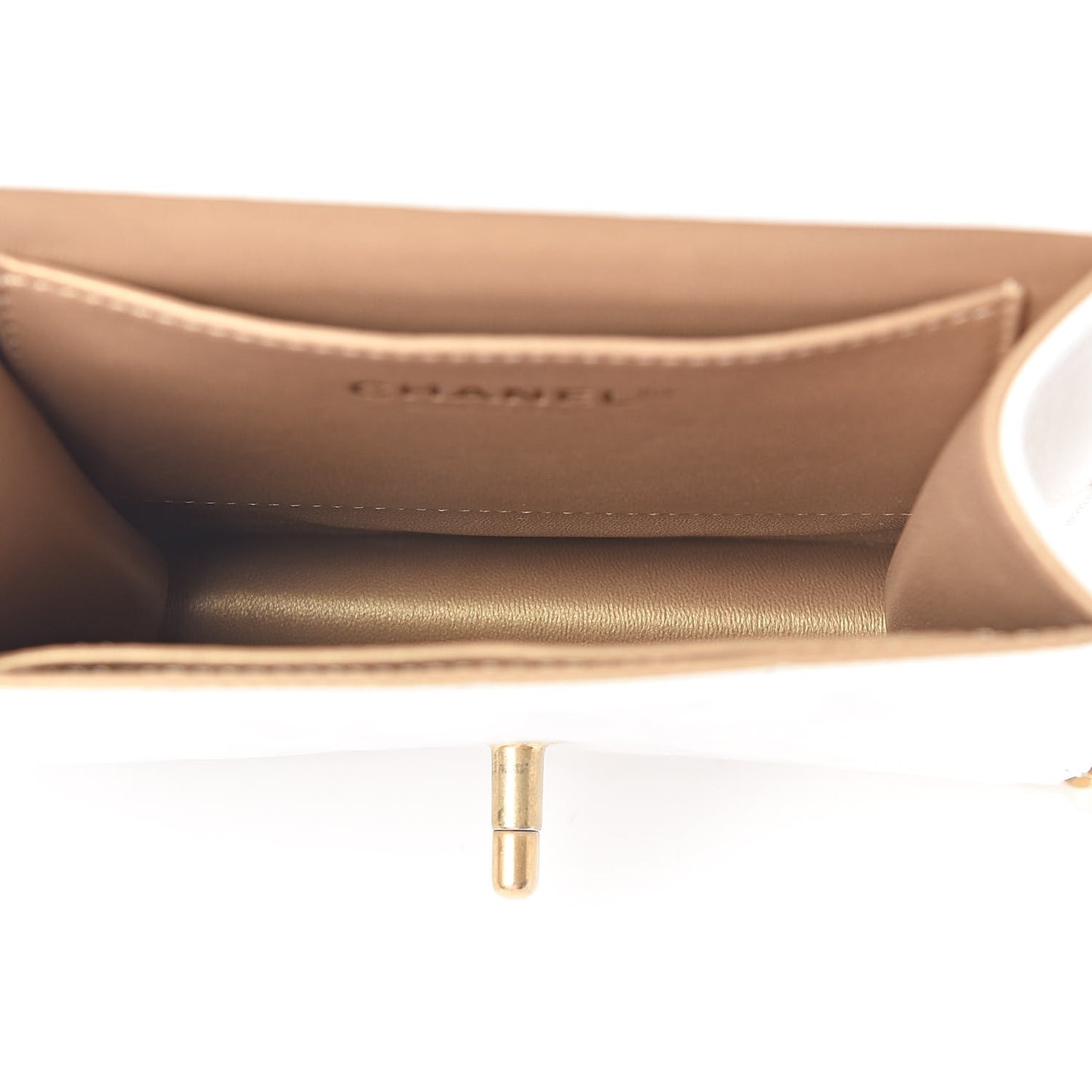 Lambskin Quilted Chic Pearls Flap White