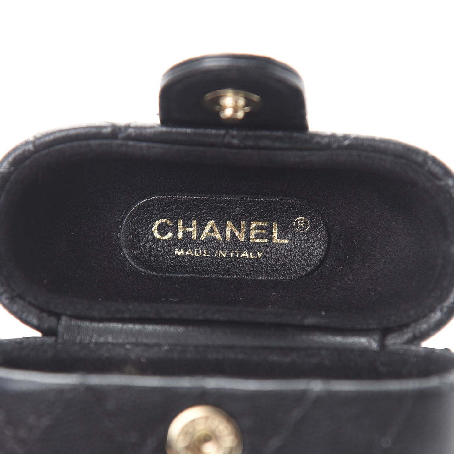 Lambskin Quilted Airpods Pro Case With Chain Black