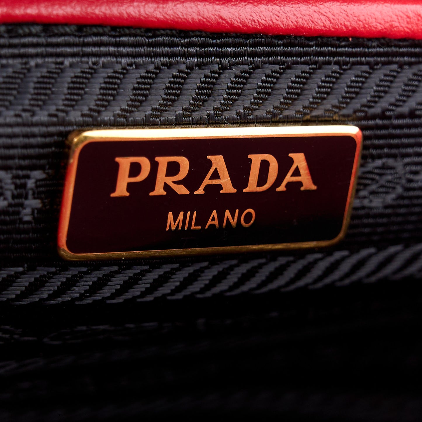 Saffiano Chain Shoulder Bag Fuoco