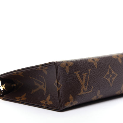 Louis Vuitton Monogram Toiletry Pouch 15 6 of 8