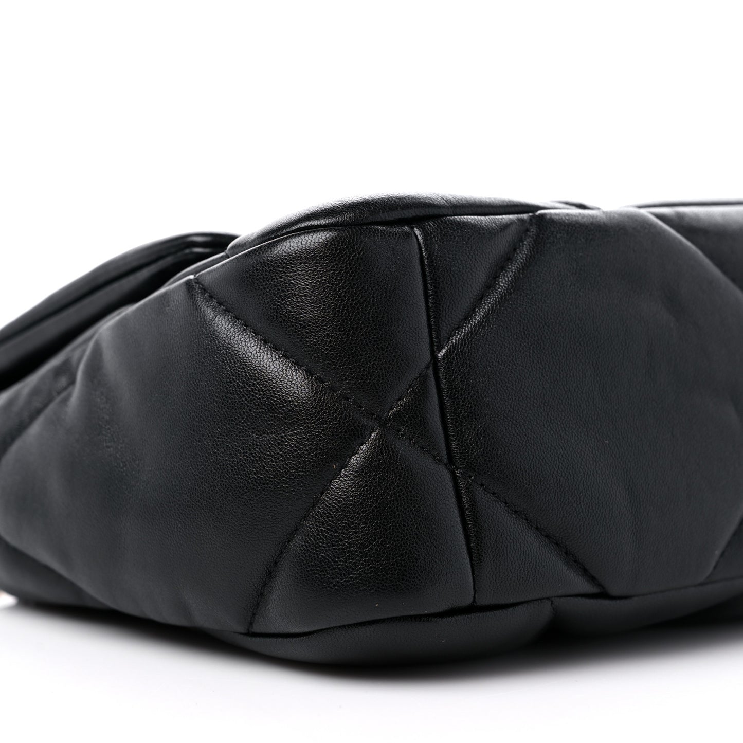 Lambskin Quilted Medium Chanel 19 Flap Black