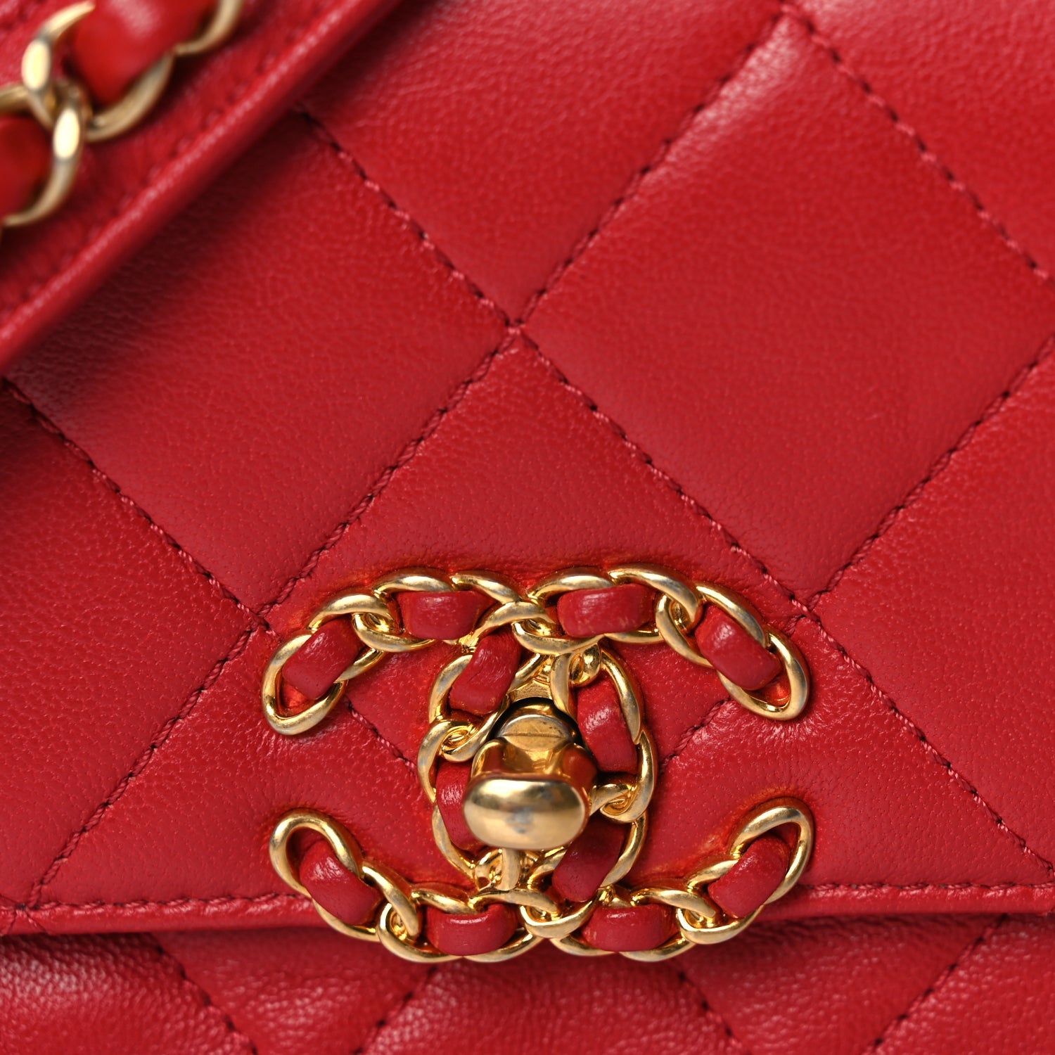 Chanel Lambskin Quilted  19 Waist Bag Red Red 7 of 9